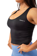 NEBBIA Sporty Slim-Fit Crop Tank Top 422